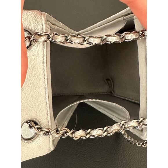 Chanel Limited Edition Lait de Coco Milk Carton Bag - Picture 5 of 6